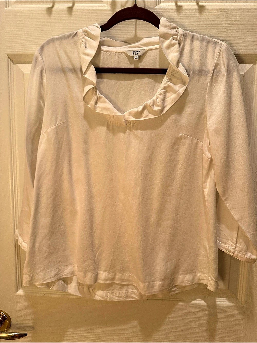Crown & Ivy Ruffle Neck Blouse in White Size XS